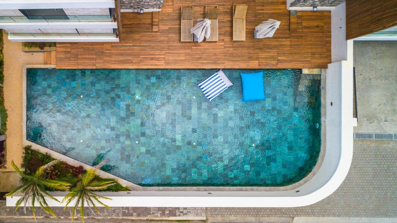 Penthouse 13 - One Bay Residence With Private Rooftop Terrace And Dip In Pool Pereybere Beach Exteriör bild