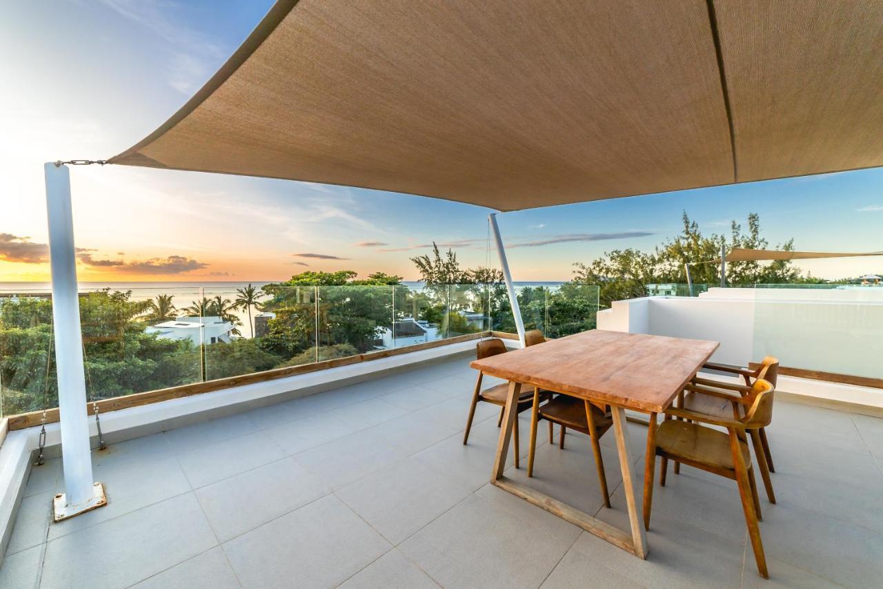 Penthouse 13 - One Bay Residence With Private Rooftop Terrace And Dip In Pool Pereybere Beach Exteriör bild